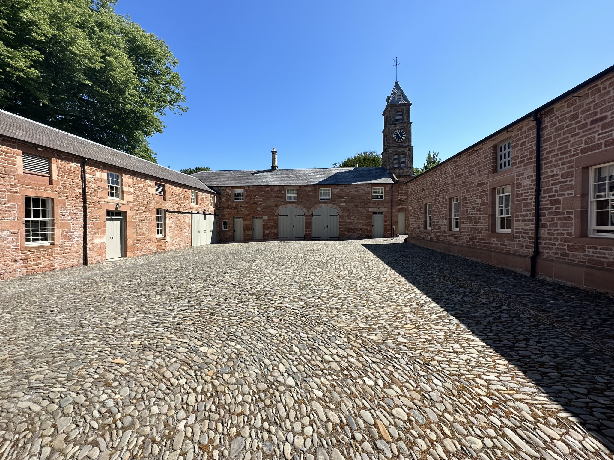 Netherby Stables
